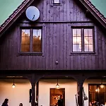 Kaszubski Dom Podcieniowy Bohema Hébergement de vacances