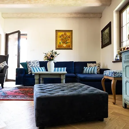 Kaszubski Dom Podcieniowy Bohema