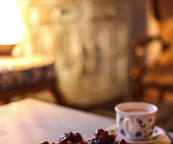 Kaszubski Dom Podcieniowy Bohema * Mezowo