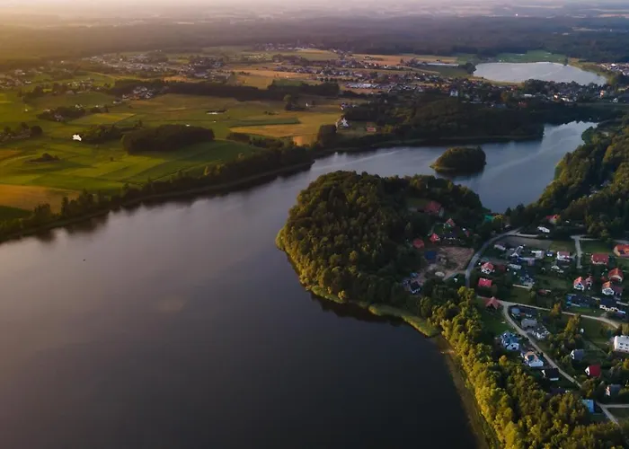 بيت للعطل Kaszubski Dom Podcieniowy Bohema Mezowo