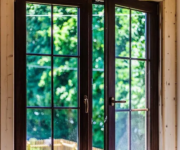 Kaszubski Dom Podcieniowy Bohema بيت للعطل *